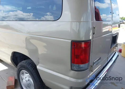 2009 Ford E-350 Super Duty Xl/Xlt из США, поврежденный, VIN 1FBNE31L09DA28344